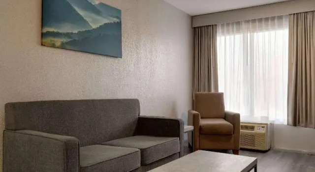 Двухместный люкс Baymont By Wyndham Emporia Va