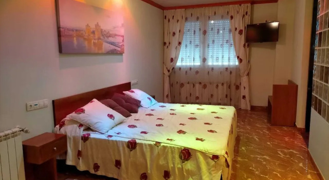 Condado de Zeus, Prenota Hotel  