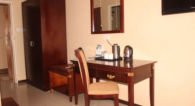 Riverside Apartments