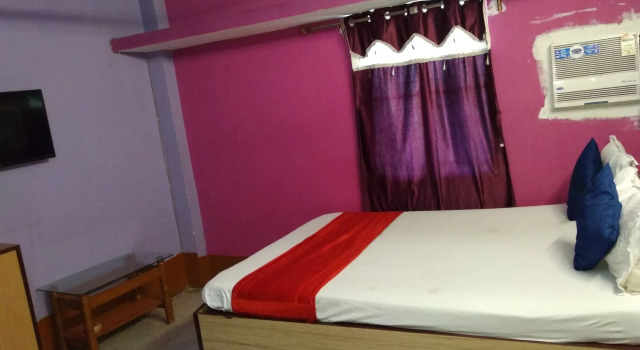 Om Shanti Guest House - Near Ruby General Hospital and Science City, Réserver Maison d'hôtes Calcutta Zone est