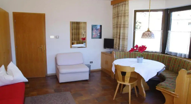 Студия с балконом Appartements Oberpefohl