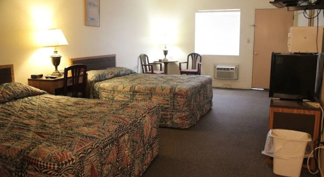 The Lake House Inn, Забронировать Мини-отель Лори Lake of the Ozarks