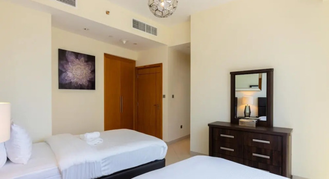 Trident Grand - 2202 - DM, Забронировать Отель Отели Эмирата Дубая с парковкой, рядом с Остановка трамвая Marina Towers, Парковка