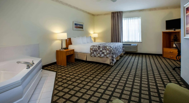 Baymont by Wyndham Mackinaw City