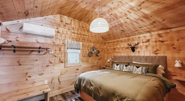Brand New One Bedroom Cabin With Kitchen Minutes From Lake Hartwell Cabin #3, Boek Camping Hotels in Georgia met parkeren, Parkeren