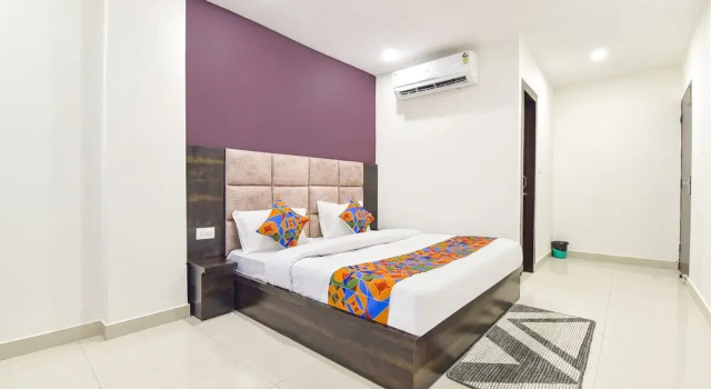Номер Deluxe Fabexpress Park Residency I