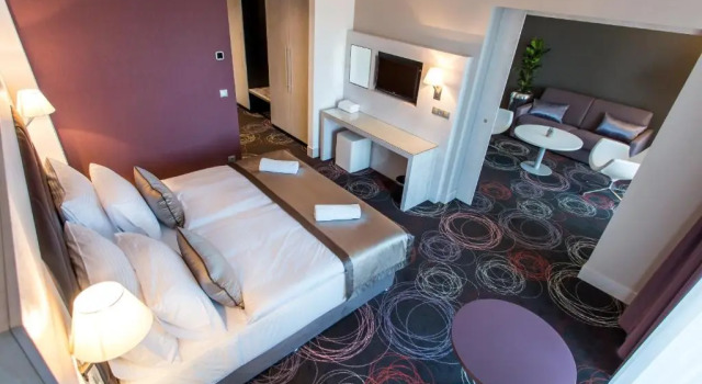Aura Hotel - Adults Only