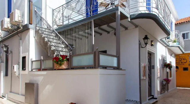 Ziv Boutique Apartments Lefkada Town Square Apt 15, Забронировать Апартаменты/квартира Апартаменты периферии Ионических островов, Апартаменты/квартира