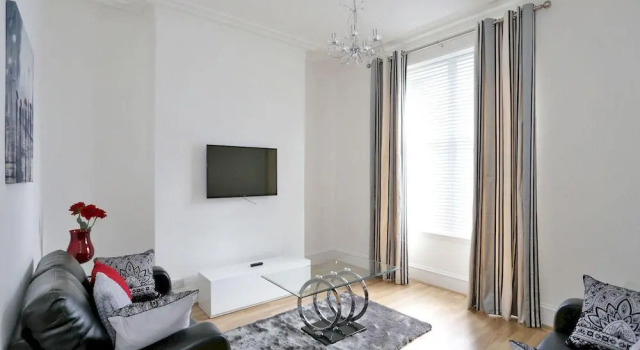 Virtue Apartments - the Grove