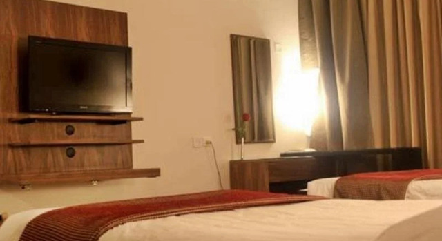 Al Isra CROM Hotel, Забронировать Отель Бизнес-отели Медины, рядом с Ворота Али ибн Абу Талиба в мечети Пророка, 4* 5*