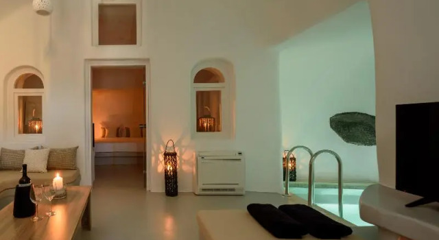Полулюкс Deluxe White Dream Suites