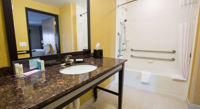 Двухместный номер Standard Hampton Inn & Suites Toledo/Westgate