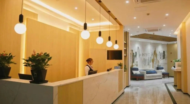 GreenTree Inn Nanjing Baijiahu Express Hotel, Book Hotel Billige hoteller i Nanjing