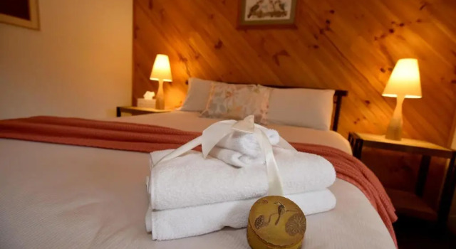 Ellimata Holiday Cottage, Book Vacation Home Cottages in Grampians, Cottage