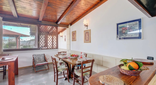 Villa Oasi al mare near the sea with pool