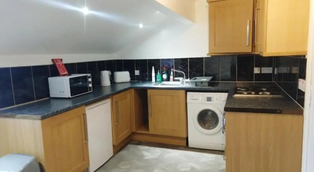 Derwent Street Apartment 3 - Self Contained - 2 Bed Self Catering Apartment, Varaa Huoneisto Asunnot kohteessa Merseyside, Huoneisto