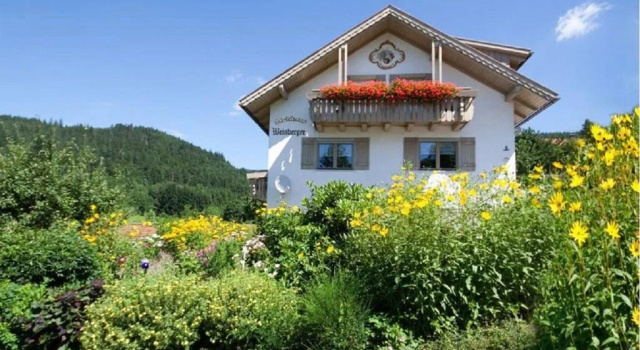Pension Weinberger am Blumengarten, Rezervasyon Otel Grosser Arber otoparklı oteller, Otopark