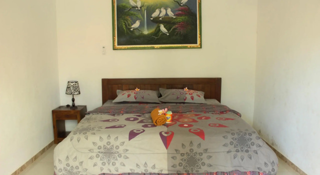 D & Yoga Home Stay, Забронировать Отель Отели Лембонган с парковкой, рядом с Пляж Нуса Лембонган, Парковка