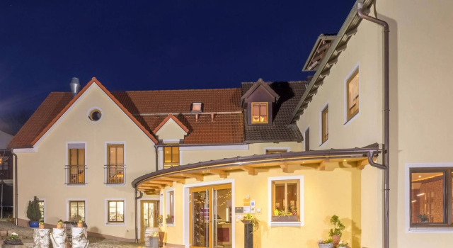 Landhotel Zum Goldenen Kreuz, Boek Hotel Moosbach Upper Palatinate Forest