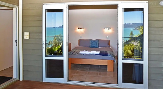 Fantail B&B, Забронировать Отель «постель и завтрак» Тайруа Coromandel Peninsula