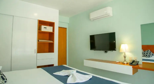 Полулюкс Deluxe Relax Inn Suites