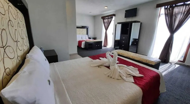 Четырёхместный номер Standard Hotel Sierra Norte Inn