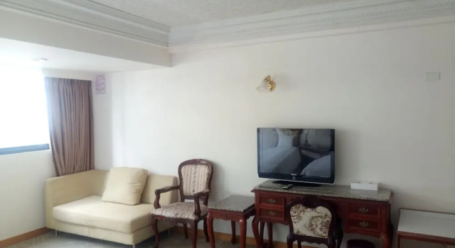 Номер Deluxe Hua Tong Hotel