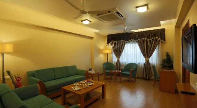 Люкс Brijwasi Lands Inn