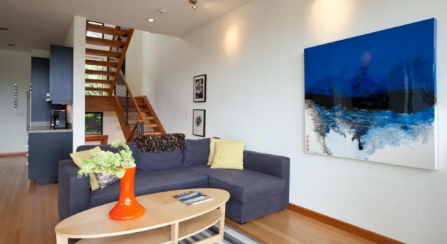 Апартаменты Bridge View Loft 3 Bedrooms 2 Bathrooms Townhouse