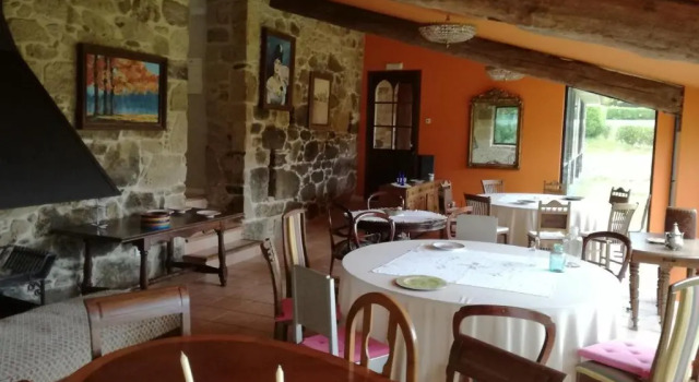 Коттедж с 4 комнатами Pazo Da Cruz