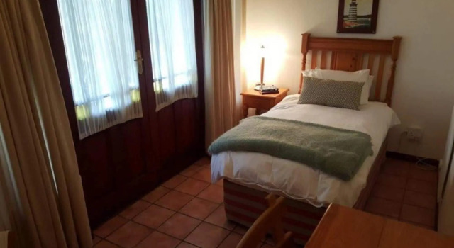 Le Bay Lodge
