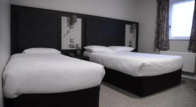 Трёхместный номер Standard Hibernian Hotel & Leisure Centre