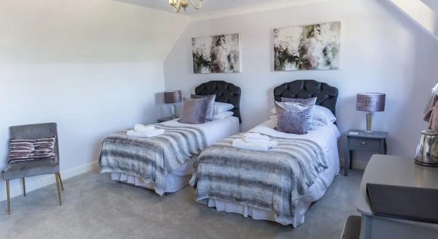 Апартаменты Luxury Cricket Field House