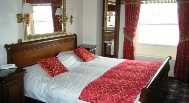 The Greyhound Coaching Inn, Забронировать Отель Отели Англии 3 звезды, 3*