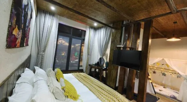 Семейный тент batang fanyinju homestay
