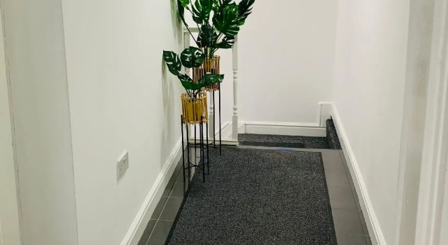 Modern & Cosy 2-Bed Apartment Near NEC, Airport & JLR, Забронировать Апартаменты/квартира Апартаменты Уэст-Мидлендс, Апартаменты/квартира