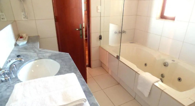Полулюкс Hotel Villa Antigua