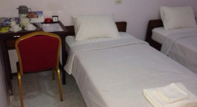 Daddy's Home Hotel, Забронировать Отель Отели Янгон с парковкой, рядом с Sein Yaung Chi Pagoda, Парковка