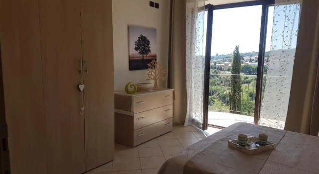 GLI ALBERI apartment with view