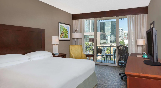 Двухместный номер Premium с видом на залив Wyndham San Diego Bayside