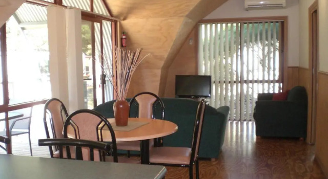 Номер Luxury Mallacootas Shady Gully Caravan Park