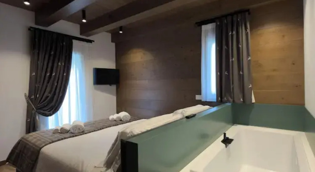 Luxury Mountain Suites, Book Apartment Hotels in Abruzzo with Parking, Parking