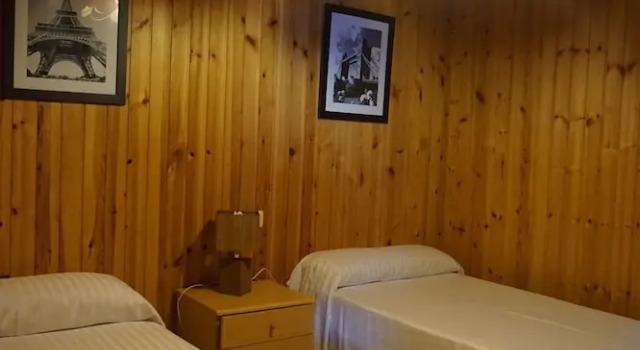Bungalow 2  - Playa Arnela, Забронировать Отель Карбальо Costa de la Muerte