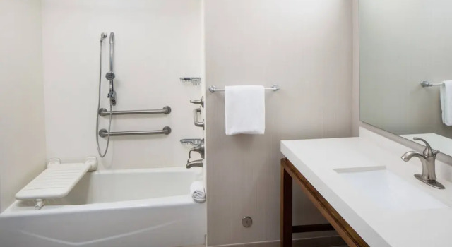 Двухместный номер Standard Courtyard by Marriott Lubbock Downtown/University Area