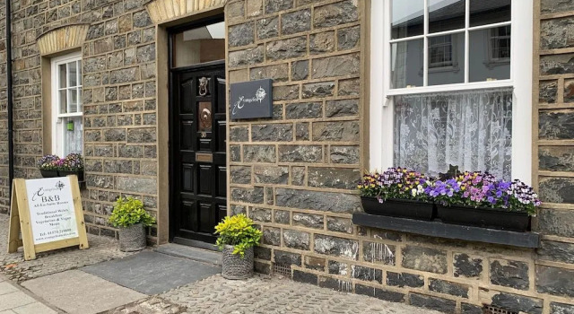 Evangelisa, Buchen Sie Hotel Lampeter Ceredigion
