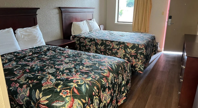 Номер Standard Budget Plaza Motel