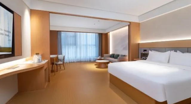 Люкс JI Hotel (Funan Baihuodalou)