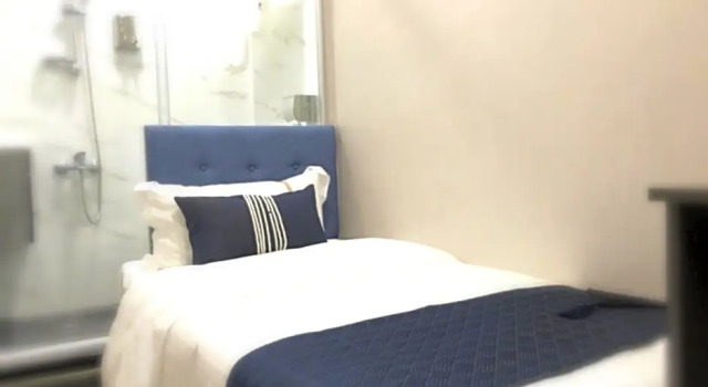 Одноместный номер Standard Seasons Hotel