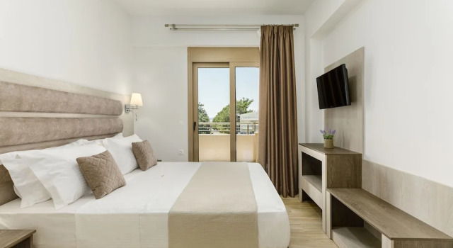 Aria Garden Suites, Book Apartment Hotels in Sithonia with a Pool, Swimming Pool