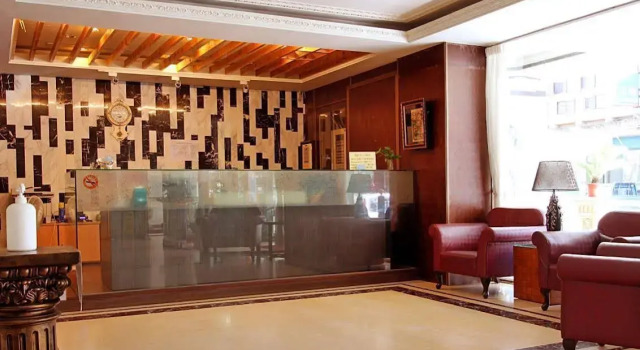 Sky 1 Hotel